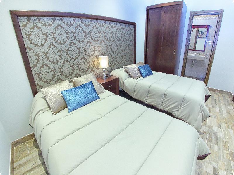 Hostal Garlu La Rambla  Extérieur photo